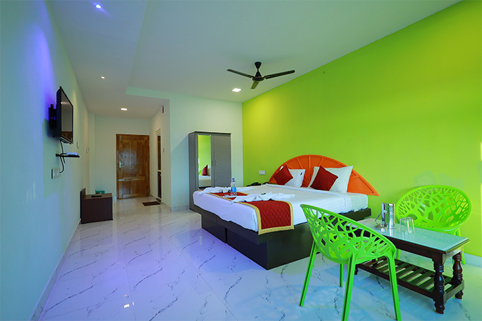 Deluxe Room Hotel Rajeswari